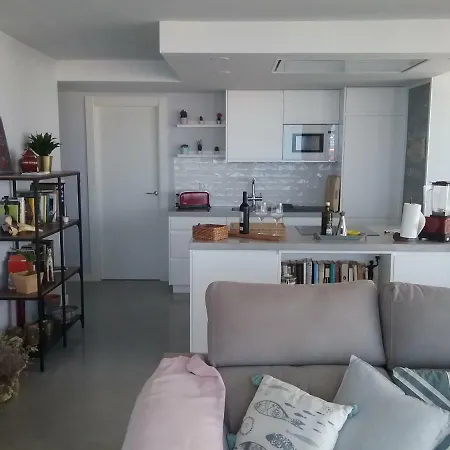 Precioso Apartamento En Frente De La Playa