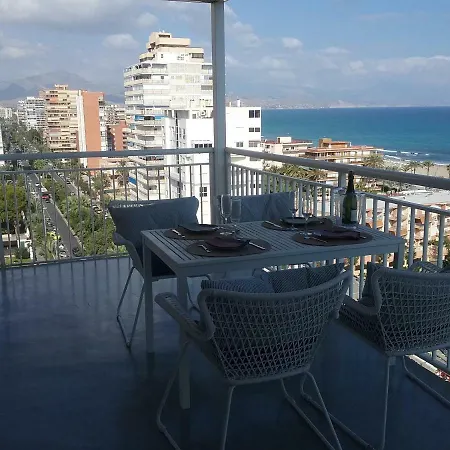 Precioso Apartamento En Frente De La Playa * Alicante